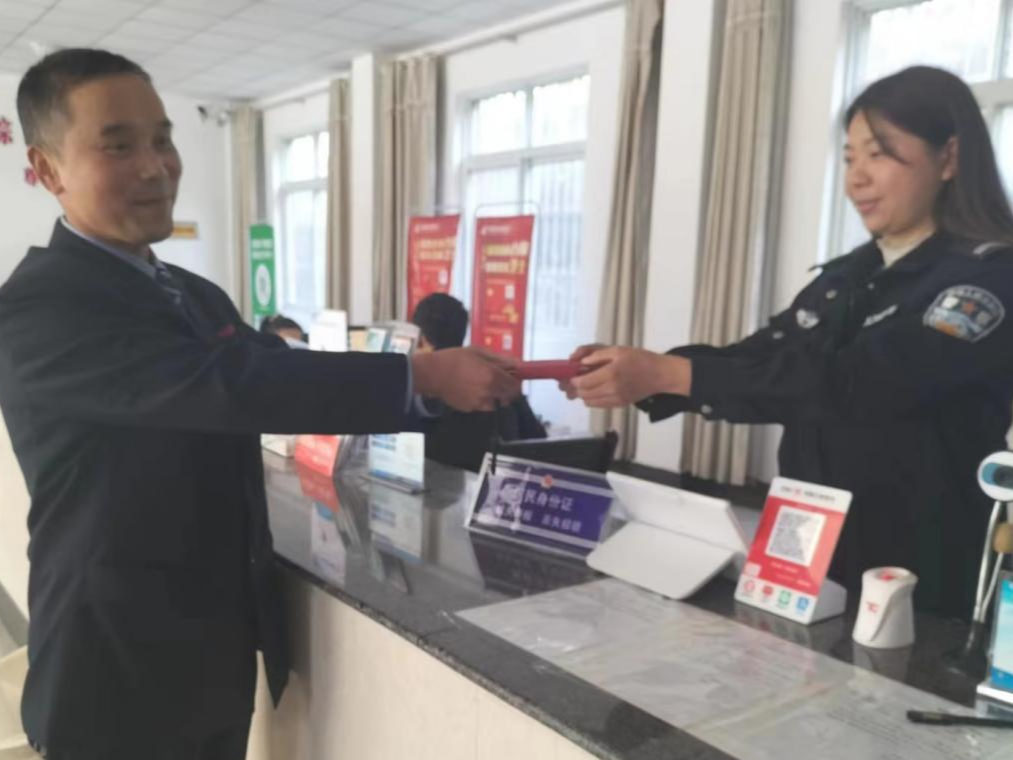 城市公交驾驶员杨勇：在平凡岗位  传递文明新风